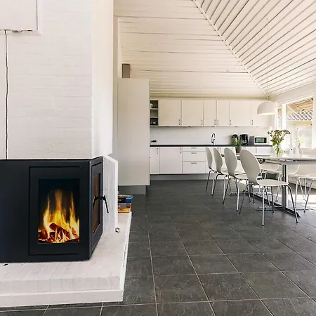 بيت للعطل 4 Person On A In *